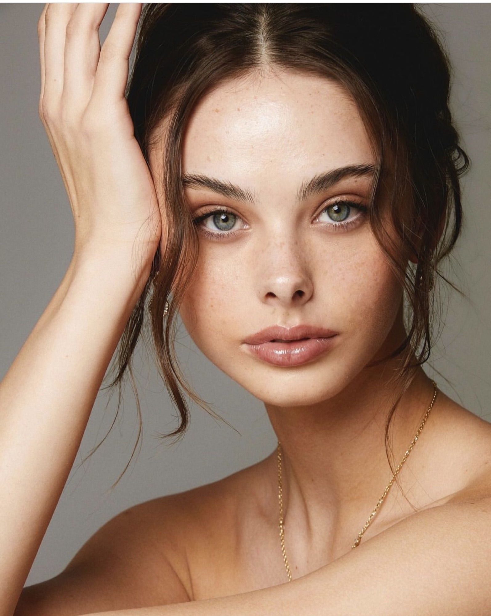 Beauty — blue smokey eye